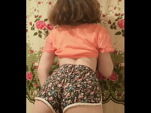 ❤️ Seksikäs nuori beibi riisuu shortsinsa kameran edessä Pornovideo at porn fi.pornmega.ru ❌❤
